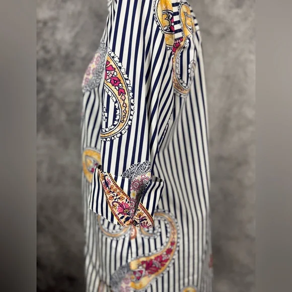 Chico's Navy & White Striped Paisley Button Down Casual Chic Shirt Size 0 (4/6) - Picture 6 of 9